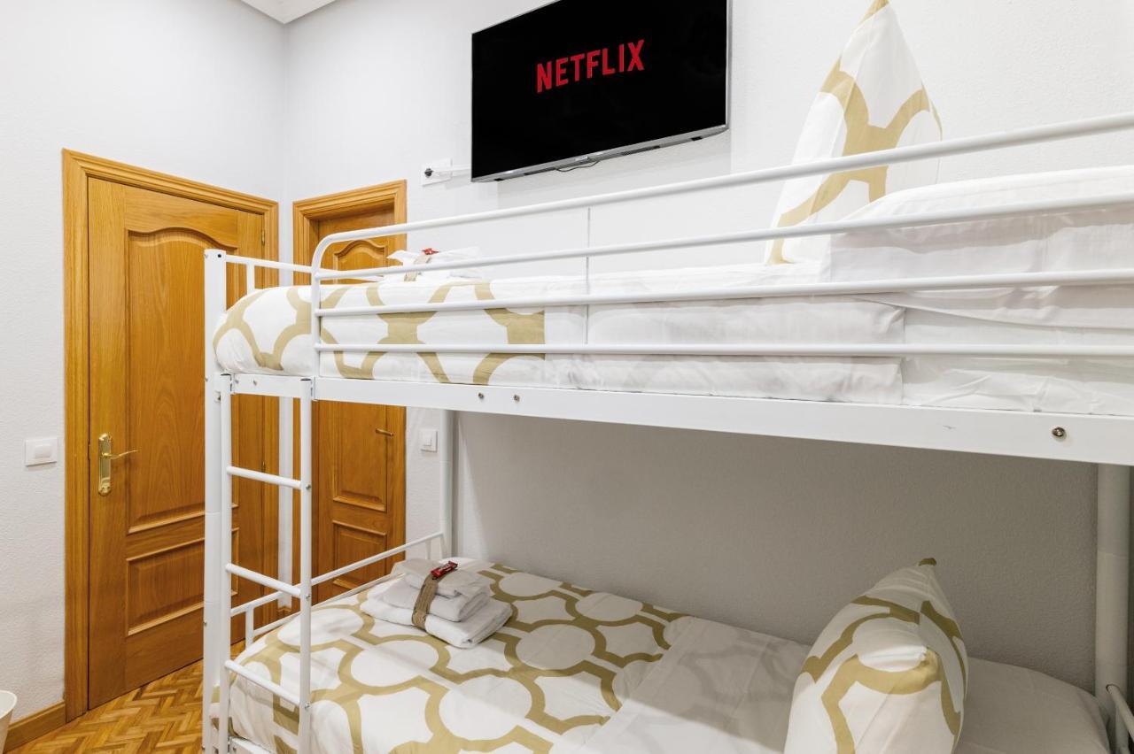 Centrico Apartamento Con 3 Banos En Puerta Del Sol Y Atocha Madrid Luaran gambar